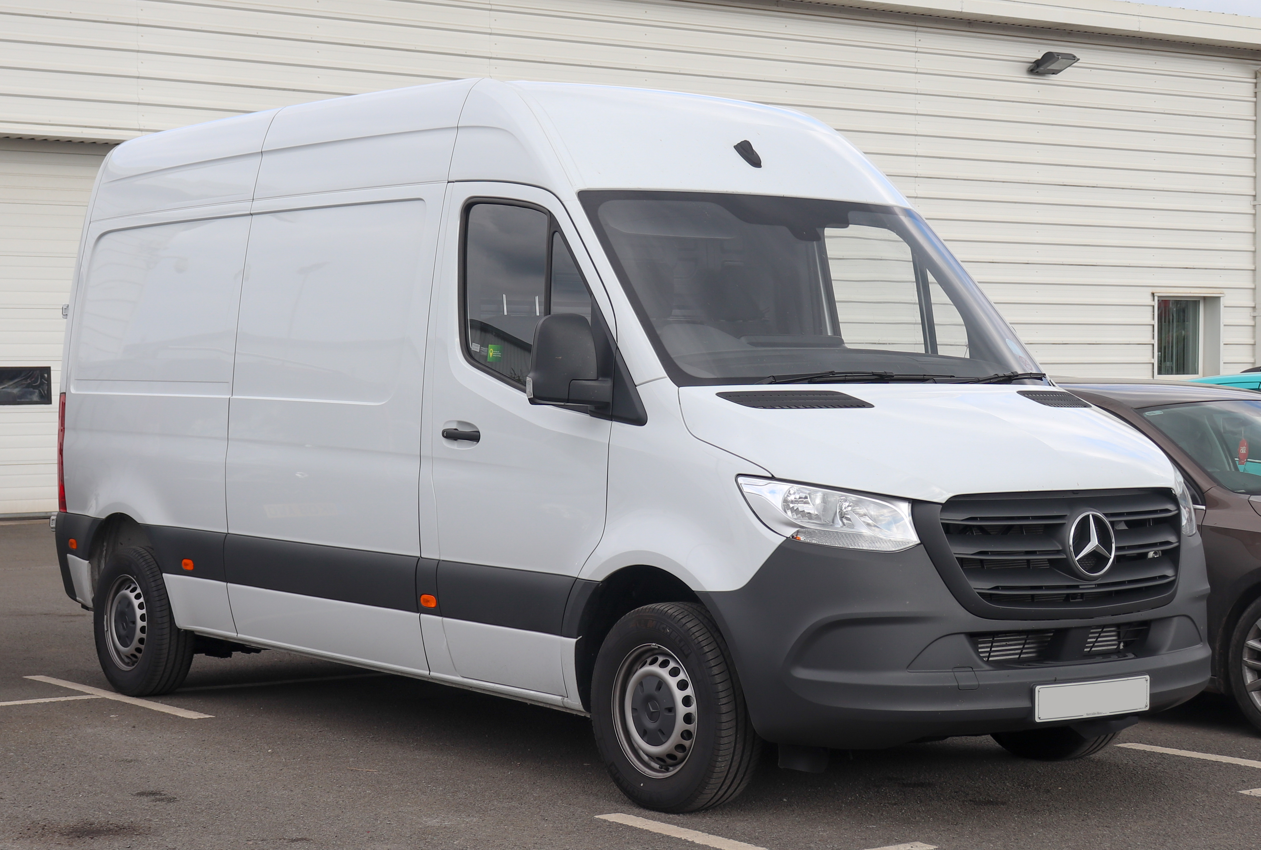 15 passenger Mercedes Sprinter van exterior