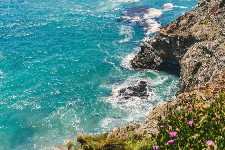 Discover Warm Places to Travel This Winter
