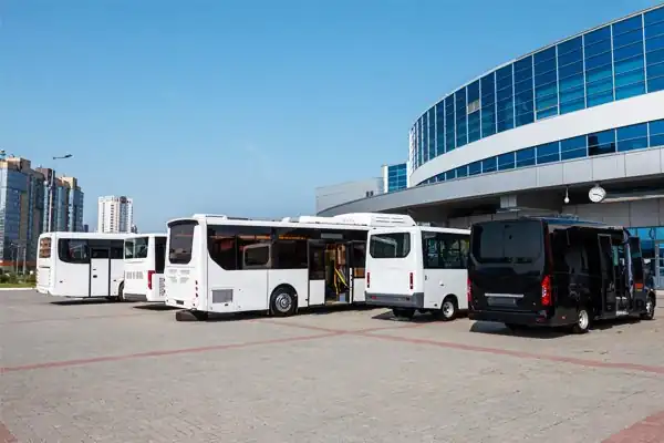 Choosing the Right Bus: Motorcoach, Minibus, School Bus, and Sprinter Van Explained